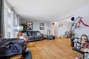 1221 Summit St, Manitowoc, WI 54220 - Photo 3