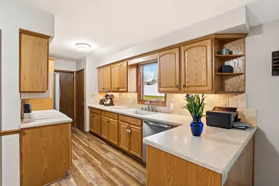 955 W Whitefish Rd, Port Washington, WI 53074 - Photo 11