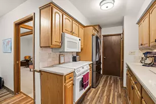 955 W Whitefish Rd, Port Washington, WI 53074 - Photo 9