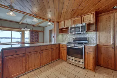 37909  Valley Rd, Summit, WI 53066 - Photo 9