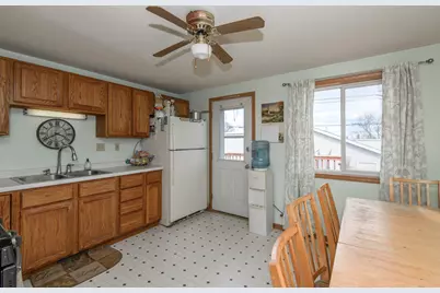 4622 N 125th St, Butler, WI 53007 - Photo 9