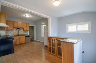 2715 N Oakland Ave, Milwaukee, WI 53211 - Photo 19