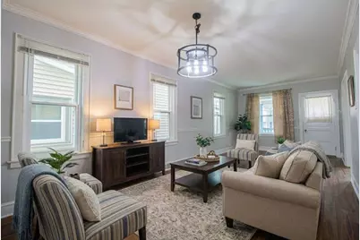 2715 N Oakland Ave, Milwaukee, WI 53211 - Photo 11