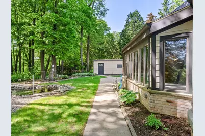 1608 N Rapids Rd, Manitowoc, WI 54220 - Photo 7