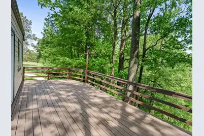1608 N Rapids Rd, Manitowoc, WI 54220 - Photo 9