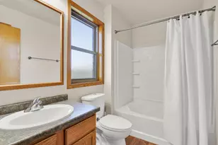 1280 Orchard Cir, Oconomowoc, WI 53066 - Photo 23