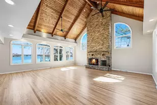 W277N3016 Rocky Point Rd, Pewaukee, WI 53072 - Photo 9