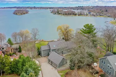 W277N3016  Rocky Point Rd, Pewaukee, WI 53072 - Photo 1