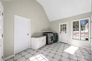 W277N3016 Rocky Point Rd, Pewaukee, WI 53072 - Photo 17