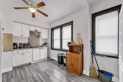 6027  18th Ave, Kenosha, WI 53140 - Photo 9