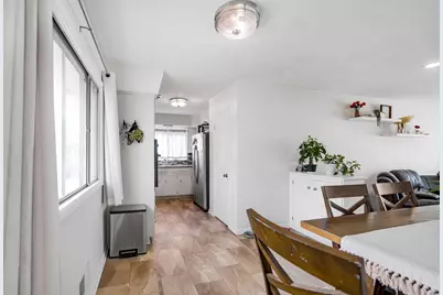 3572 S Sunset Dr, Greenfield, WI 53220 - Photo 7