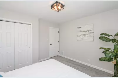 4676 N 46th St, Milwaukee, WI 53218 - Photo 13