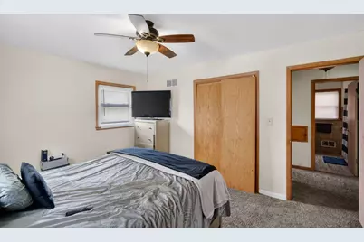 4219 N 68th St, Milwaukee, WI 53216 - Photo 9