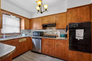 4219 N 68th St, Milwaukee, WI 53216 - Photo 7