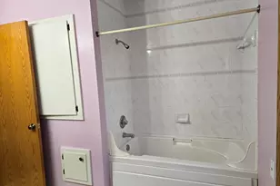 9325 W Darnel Ave, Milwaukee, WI 53224 - Photo 17