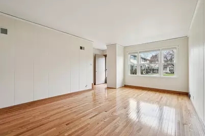 4858 N Shoreland Ave, Whitefish Bay, WI 53217 - Photo 3