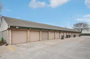 4858 N Shoreland Ave, Whitefish Bay, WI 53217 - Photo 23