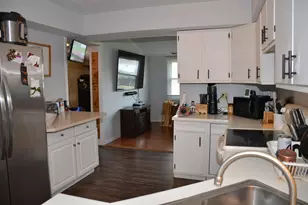 9305 Caddy Ln, Racine, WI 53108 - Photo 9