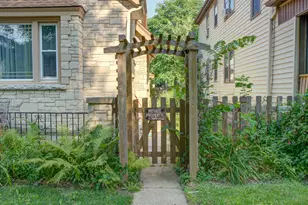 2640 N 48th St, Milwaukee, WI 53210 - Photo 17