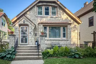 2640 N 48th St, Milwaukee, WI 53210 - Photo 3