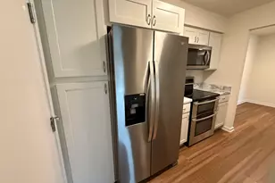 1011 S 2nd St, Delavan, WI 53115 - Photo 7