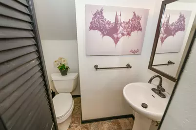 2566 S 64th St, Milwaukee, WI 53219 - Photo 15