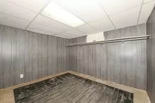 2566 S 64th St, Milwaukee, WI 53219 - Photo 23