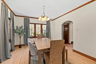 2505 N 82nd St, Wauwatosa, WI 53213 - Photo 9