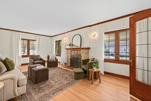 2505 N 82nd St, Wauwatosa, WI 53213 - Photo 7