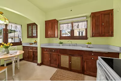 2505 N 82nd St, Wauwatosa, WI 53213 - Photo 19