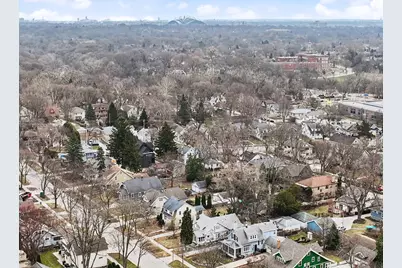 8205  Chestnut St, Wauwatosa, WI 53213 - Photo 3