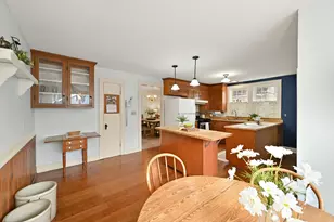 8205 Chestnut St, Wauwatosa, WI 53213 - Photo 17