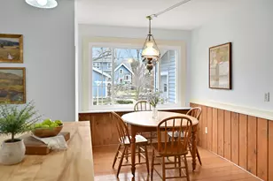 8205 Chestnut St, Wauwatosa, WI 53213 - Photo 15