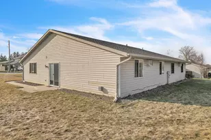 1506 Mason St, New Holstein, WI 53061 - Photo 17
