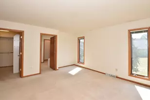 1104 Riverway Ct, Pewaukee, WI 53072 - Photo 37