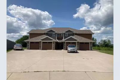 3808  Sunnyside Dr, La Crosse, WI 54601 - Photo 3