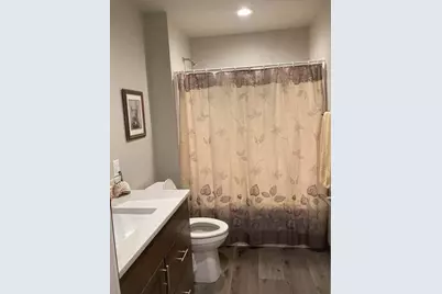 3808  Sunnyside Dr, La Crosse, WI 54601 - Photo 5