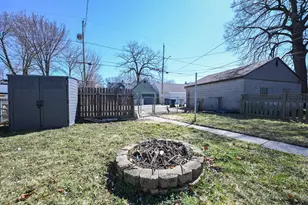 130 S 74th St, Milwaukee, WI 53214 - Photo 27