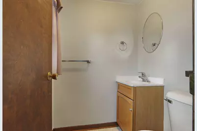 34911 W State St, Burlington, WI 53105 - Photo 15