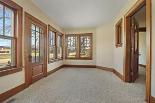 34911 W State St, Burlington, WI 53105 - Photo 9