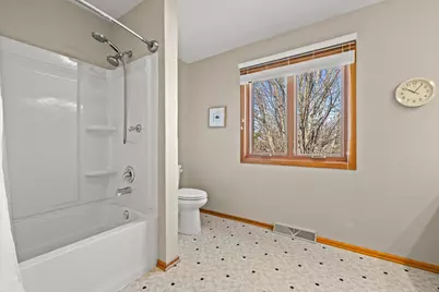 1721  Centennial Ln, Racine, WI 53406 - Photo 23