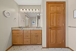 1721 Centennial Ln, Racine, WI 53406 - Photo 39