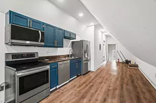 1712 E Park Pl, Milwaukee, WI 53211 - Photo 33