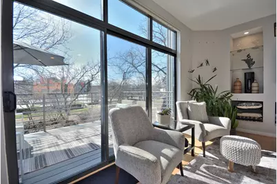 305  Mill Reserve Dr, Waukesha, WI 53188 - Photo 9