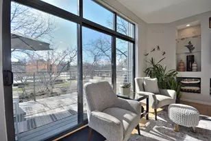 305 Mill Reserve Dr, Waukesha, WI 53188 - Photo 9