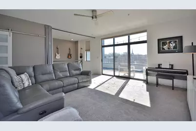 305  Mill Reserve Dr, Waukesha, WI 53188 - Photo 33