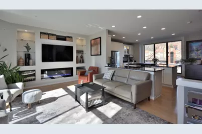 305  Mill Reserve Dr, Waukesha, WI 53188 - Photo 7