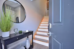 305 Mill Reserve Dr, Waukesha, WI 53188 - Photo 5