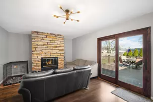 1230 Fox Point Dr, Waukesha, WI 53189 - Photo 11