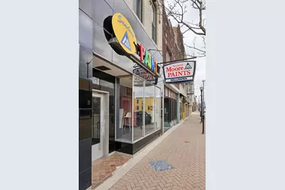 511  Sixth St, Racine, WI 53403 - Photo 3